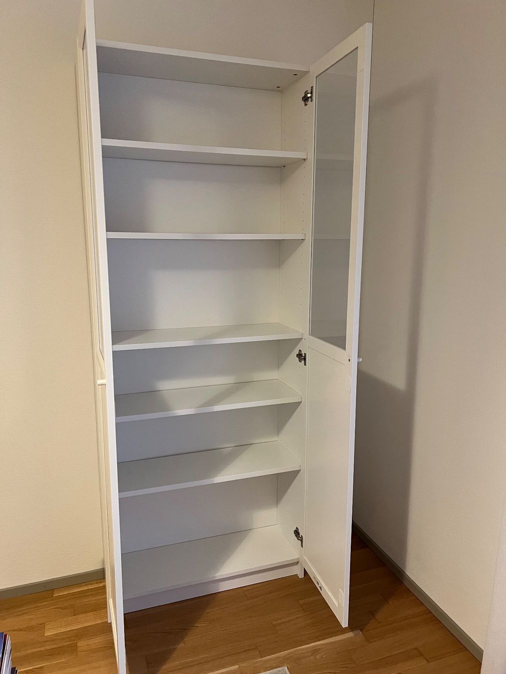 Regale: bücherregal WIE NEU – Neu (gemäss Beschreibung) aus Dübendorf von lea_jjl 1