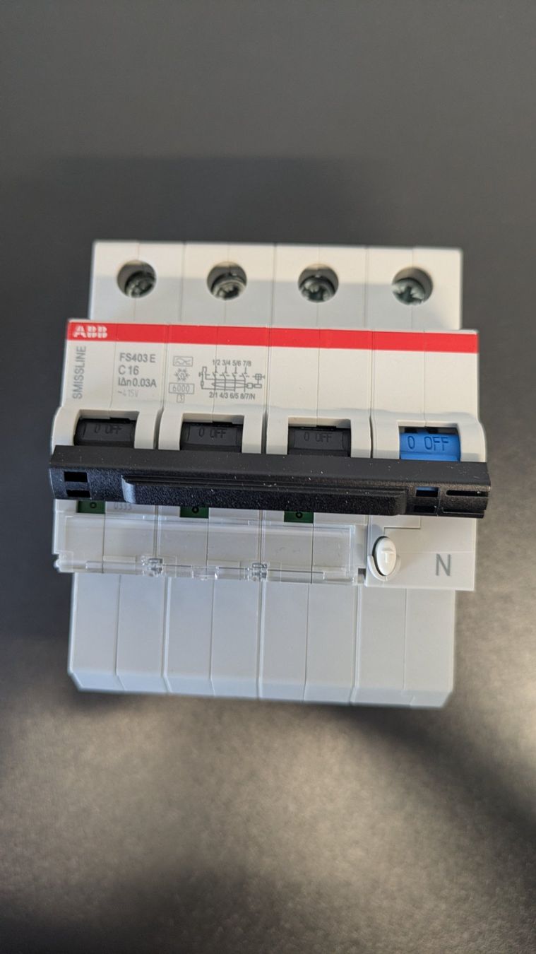 ABB Componenti elettronici: ABB FI/LS – Nuovo e nell'imballaggio originale da Safenwil venduto da Bfag