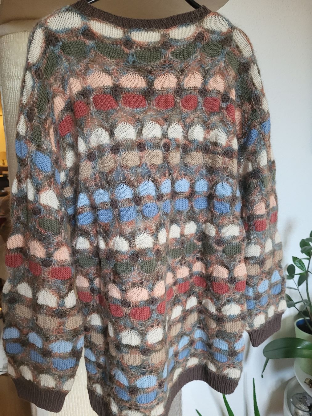 Maglioni & Felpe: Handgestrickter Designer-Pullover mit Farbverlauf, Grösse M – Nuovo (secondo la descrizione) da Winterthur venduto da rab_tr8n 1