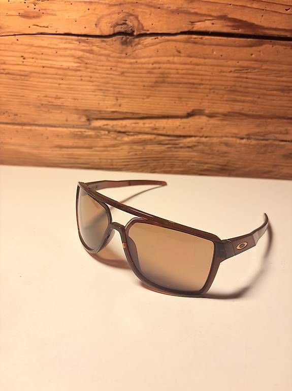 Brillen & Gläser: Oakley Castel Sonnenbrille – Gebraucht aus Kandergrund von FlorianHari