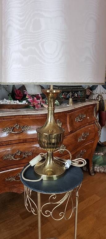 Lampade: Goldene Messing Tischlampe – Usato da Kaufdorf venduto da Nati-Nati