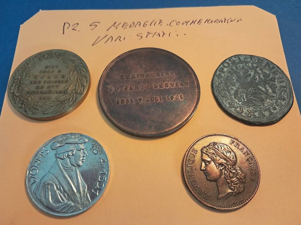 Médailles: pz 5 medaglie commemorative , vari Stati . – Défectueux à Figino par cau_pcd6 1