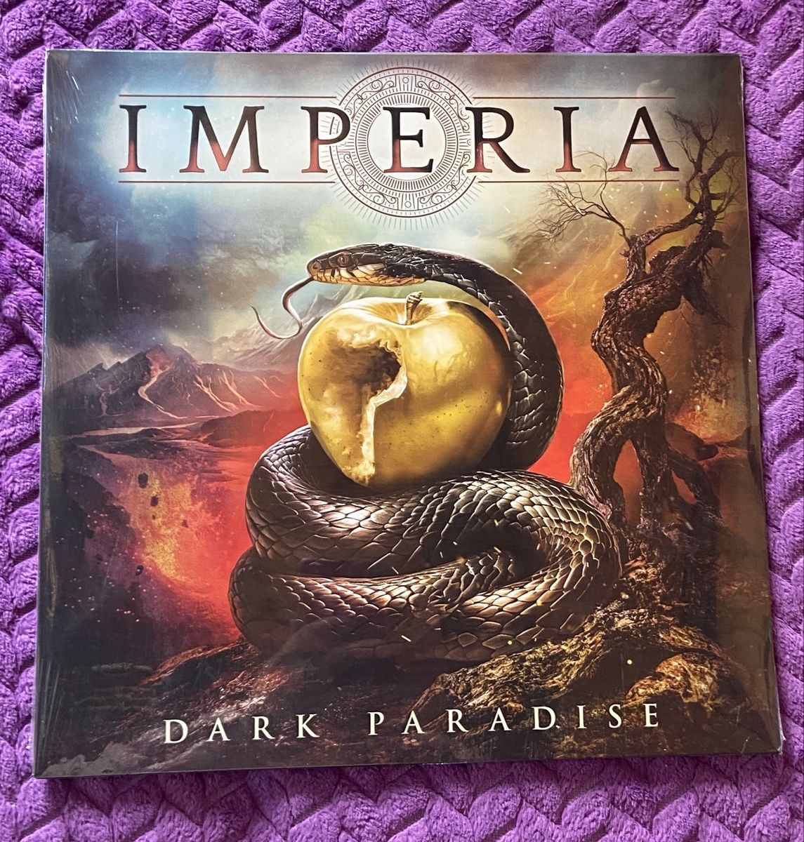 Dischi in vinile: Imperia - Dark Paradise - Vinyl Neu – Nuovo e nell'imballaggio originale da Sirnach venduto da SpeedyGT