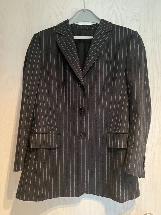 Business-Nadelstreifen Stoff Meterware – 270 G/m², Ca. 145 Cm Breit Für Blazer, Anzüge & Jackets | Schwarz Mit Dünnen Streifen