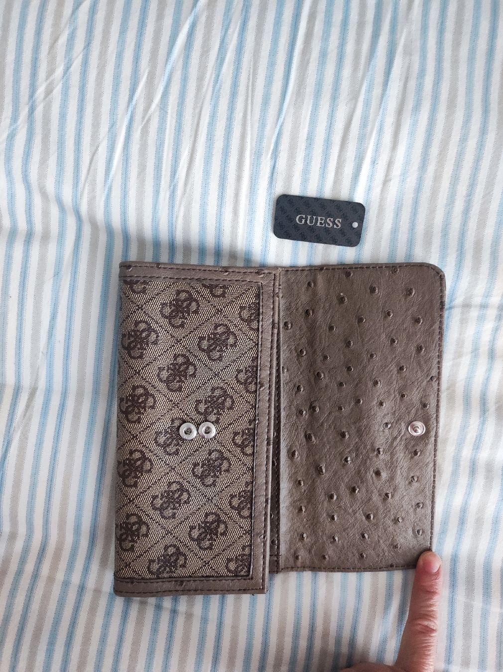 Guess Portafogli: Portefeuille Guess brun – Nuovo (secondo la descrizione) da Bussigny venduto da Brettinette 6
