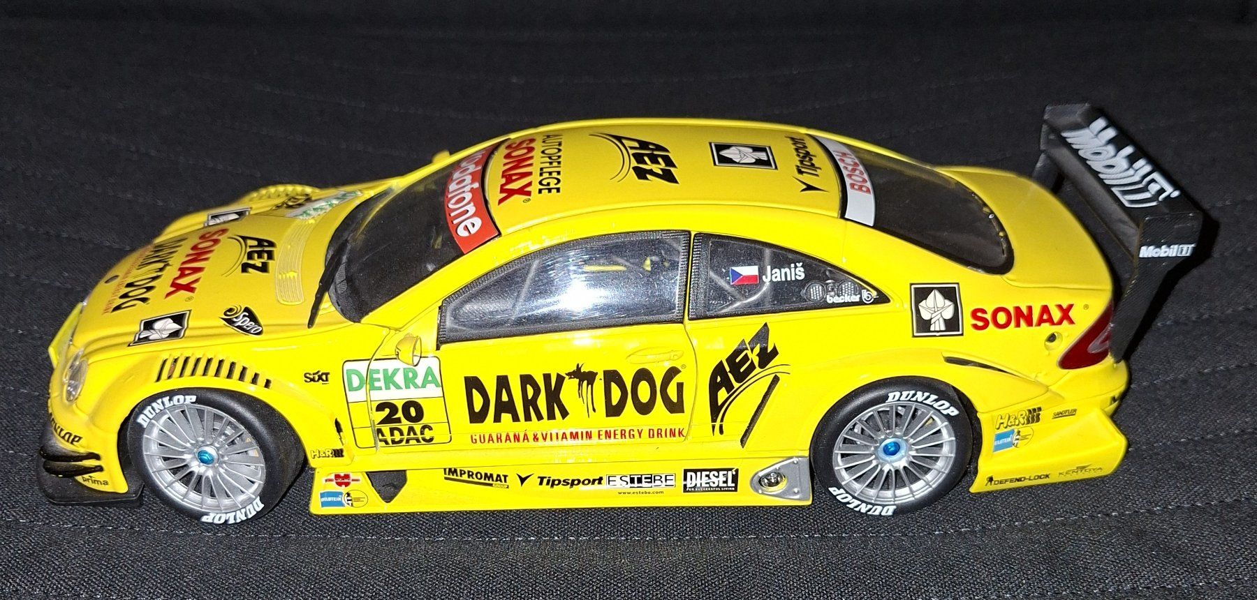 Maisto Voitures modèles: 1/18 Mercedes CLK DTM 2004 – D'occasion à Deitingen par Rotscher_Bern