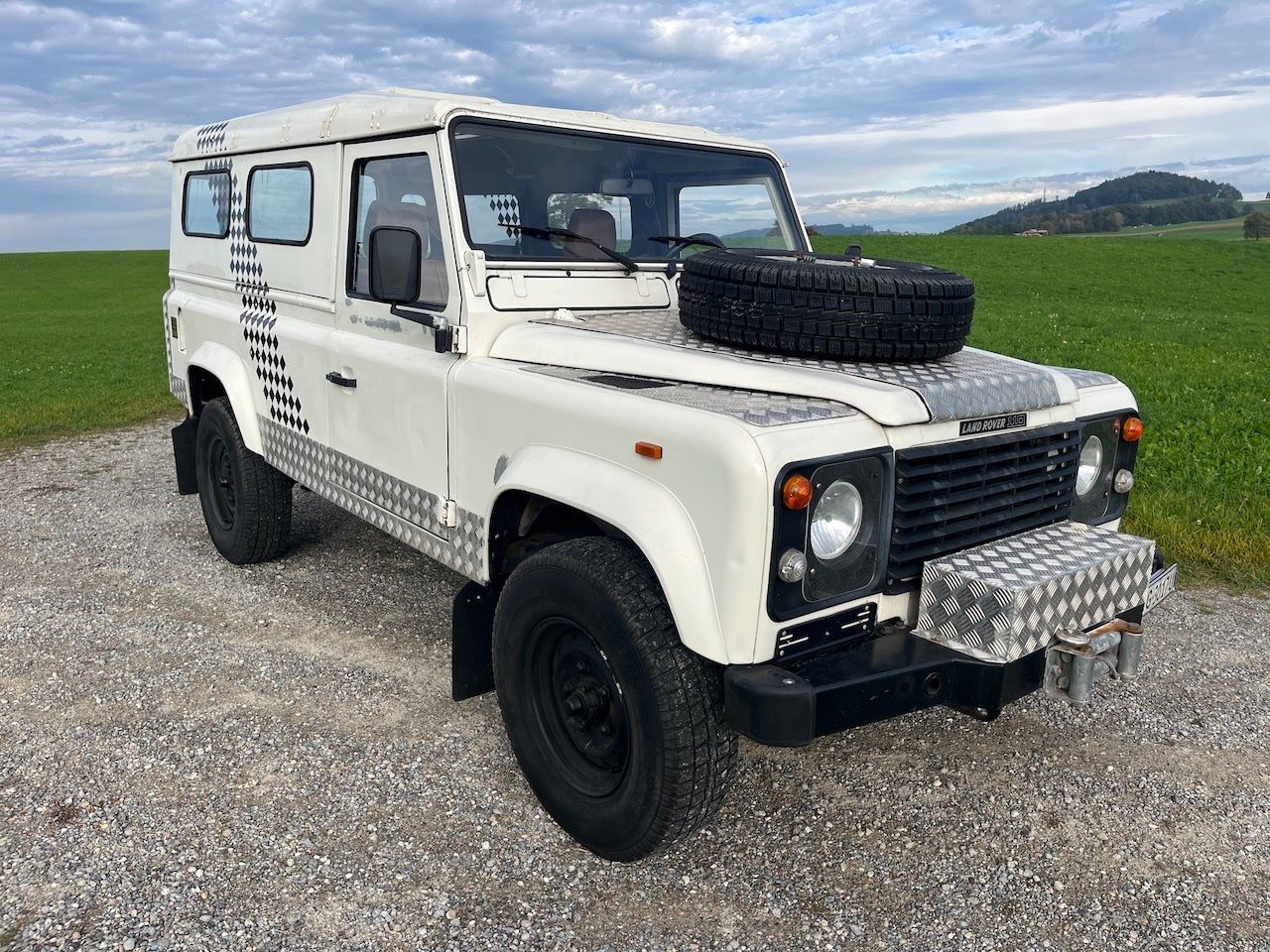 Land Rover Automobili: Land Rover 110 V8 Hardtop – Usato da Sirnach venduto da MaechlerAutomobile