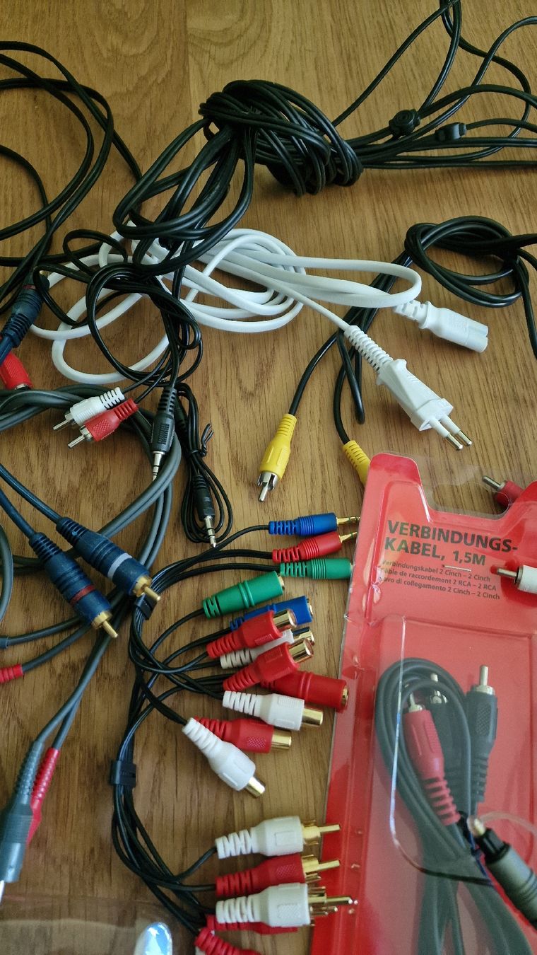 Kabel: Kabel-Satz: HDMI, Cinch, Klinke , Glas, Audio – Neu (gemäss Beschreibung) aus Urtenen-Schönbühl von Saints67 2