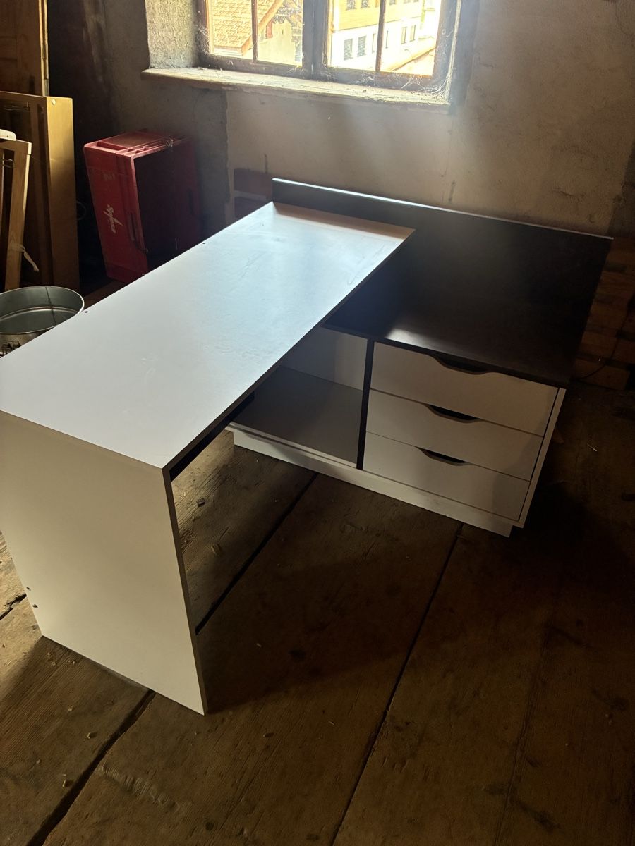 Bureaux: Corner Desk – D'occasion à Küblis par haa_hq98