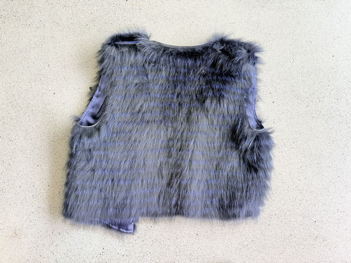Gilet & Giacche senza maniche: Fellweste Blau, schwarz gestreift Gr 40 – Nuovo (secondo la descrizione) da Richterswil venduto da Solemare47Nicole 1