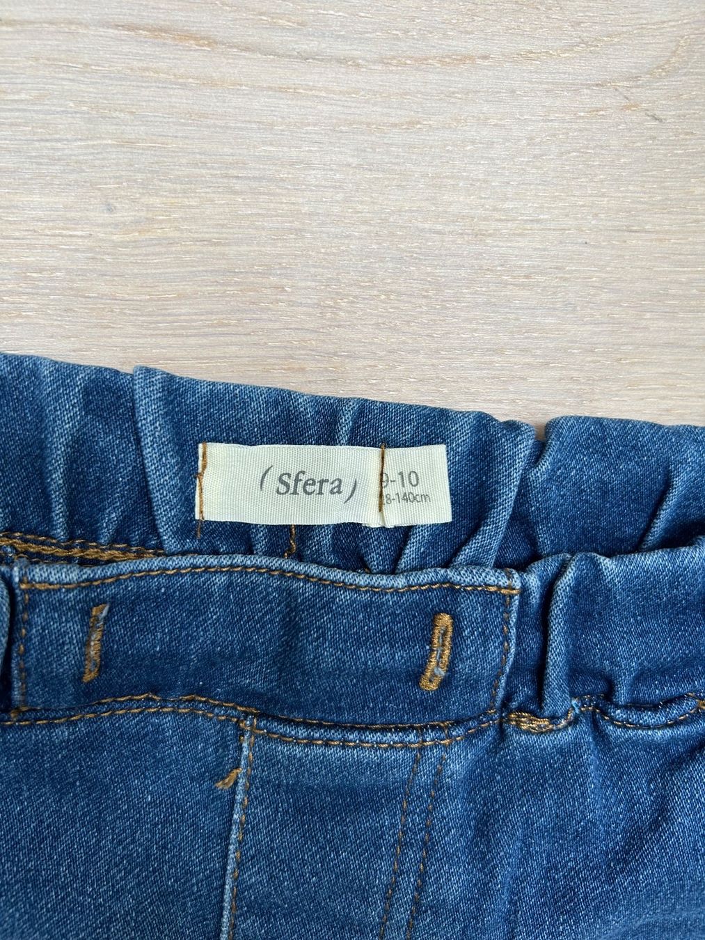 Hosen: Defraud Jeans Junge 140 stretch – Gebraucht aus Muri AG von Mkikus