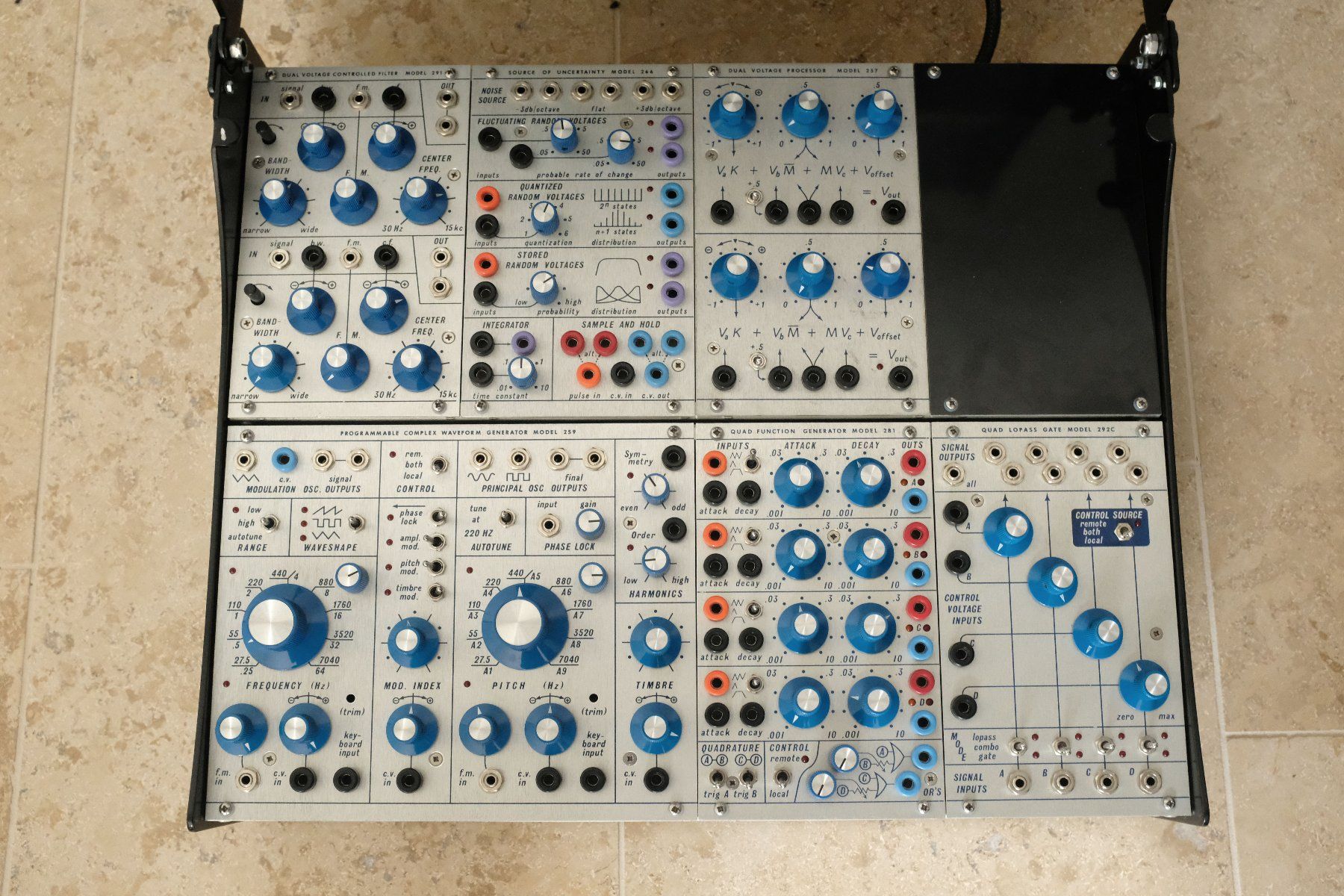 Strumenti musicali: Buchla 200R Modular Synth – Usato da Zürich venduto da iskaa 3