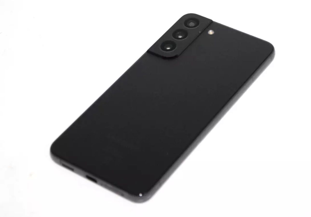 Samsung Telefoni cellulari / Smartphones: Samsung S22 plus 5G (256gb) – Usato da Luzern venduto da Waince786 3