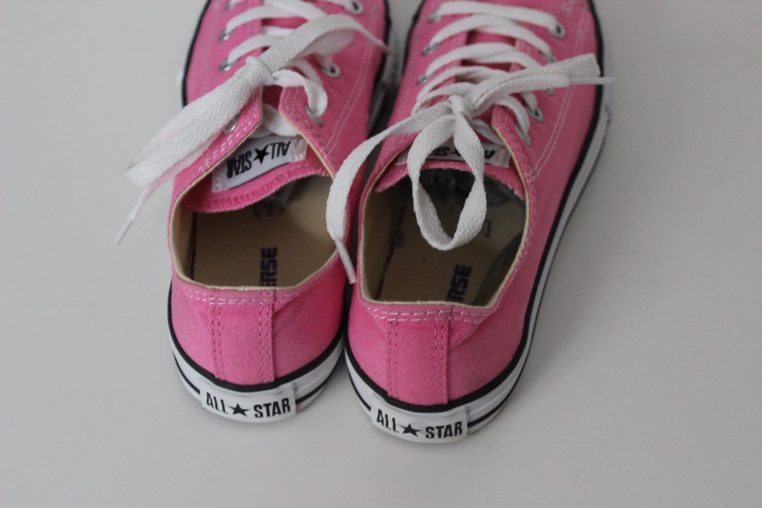 Converse Scarpe per ragazzi: Orig. Converse Sneakers Gr. 35 – Nuovo (secondo la descrizione) da Luzern venduto da Feliz 3