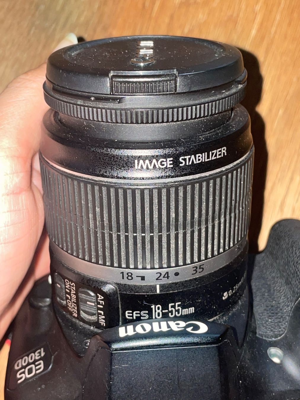 Canon Appareil photo: Canon EOS1300D mit Objektiv und Hülle – D'occasion à Basel par glo_pjv9 2