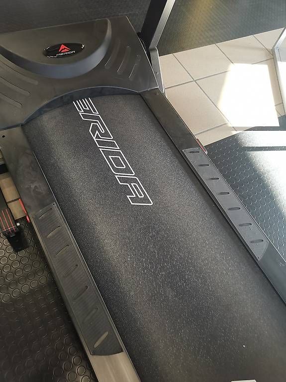 Hometrainer: NUOVO Tapis Roulan Merida Run Sprinter – Neu (gemäss Beschreibung) aus Bellinzona von MISTER.BIKE 4