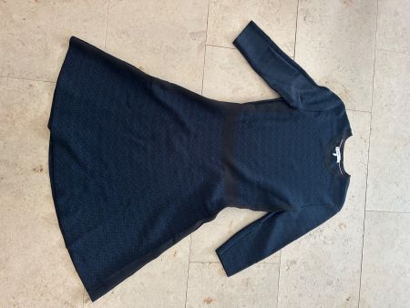 Schickes Winterkleid Gr. S  Tommy Hilfiger