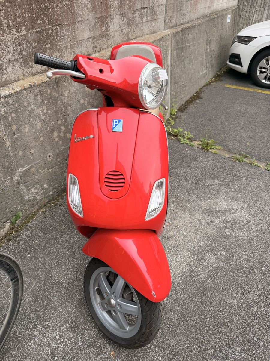 Piaggio Strada: Piaggio Vespa 125 LX4 – Difettoso da Horgen venduto da GMartin 1