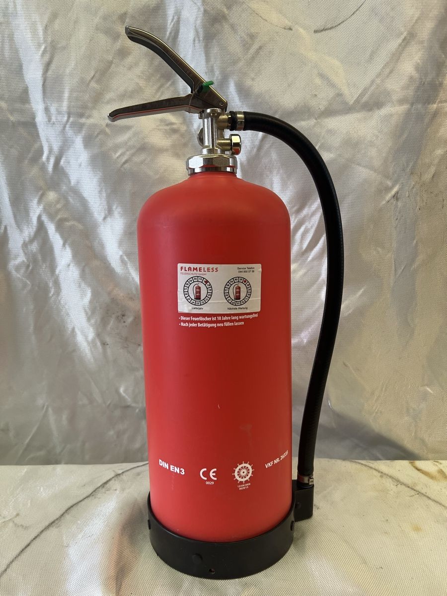 Feuerlöscher: Feuerlöscher  – Neu (gemäss Beschreibung) aus Erlinsbach SO von hei_8rqg 1