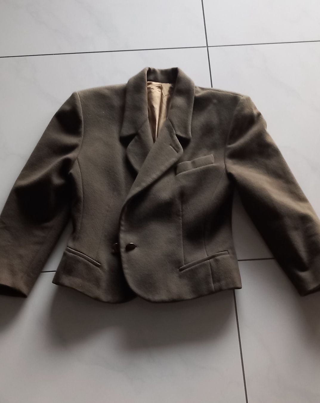 Lana: Veste en pure laine vert-olive S – Usato da La Chaux-de-Fonds venduto da Boutique333 1