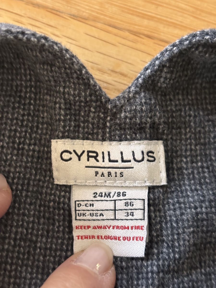 Cyrillus Pantaloni: Cyrillus Latzhose 86  – Usato da Fribourg venduto da dafral 2