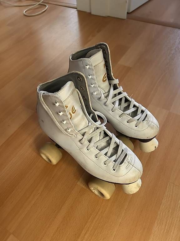 Pattini in linea & Pattini a rotelle: Rollschuhe weiss – Usato da Cham venduto da lme_pv7w