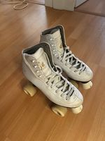 Rollschuhe weiss