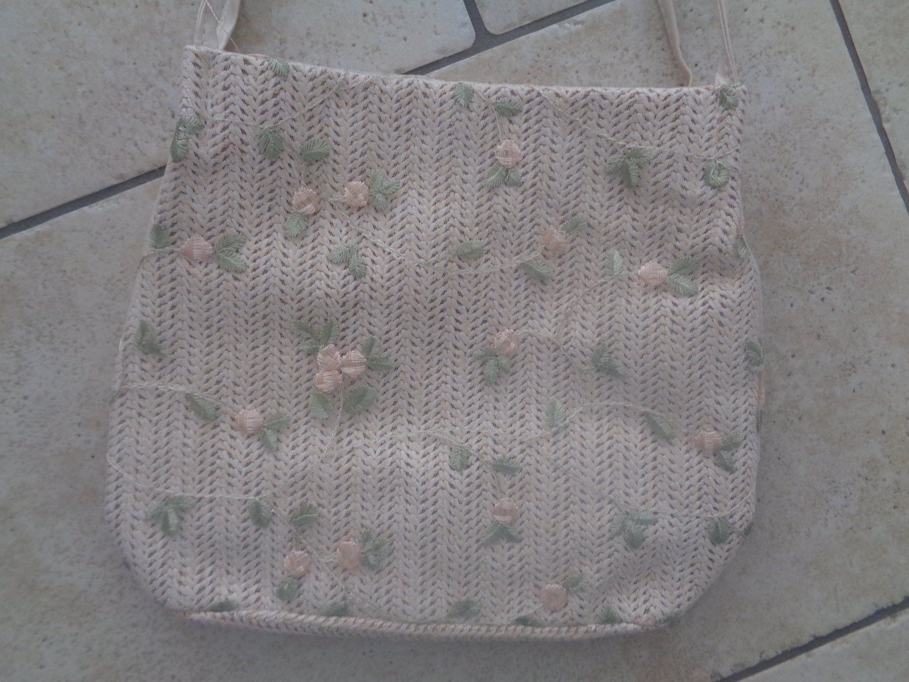 Borse da donna: Handtasche/Umhängetasche – Nuovo (secondo la descrizione) da Kreuzlingen venduto da Robi-2003 1