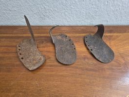 3 antike Kuheisen Klaueneisen Ochs Kuh Vintage Stall