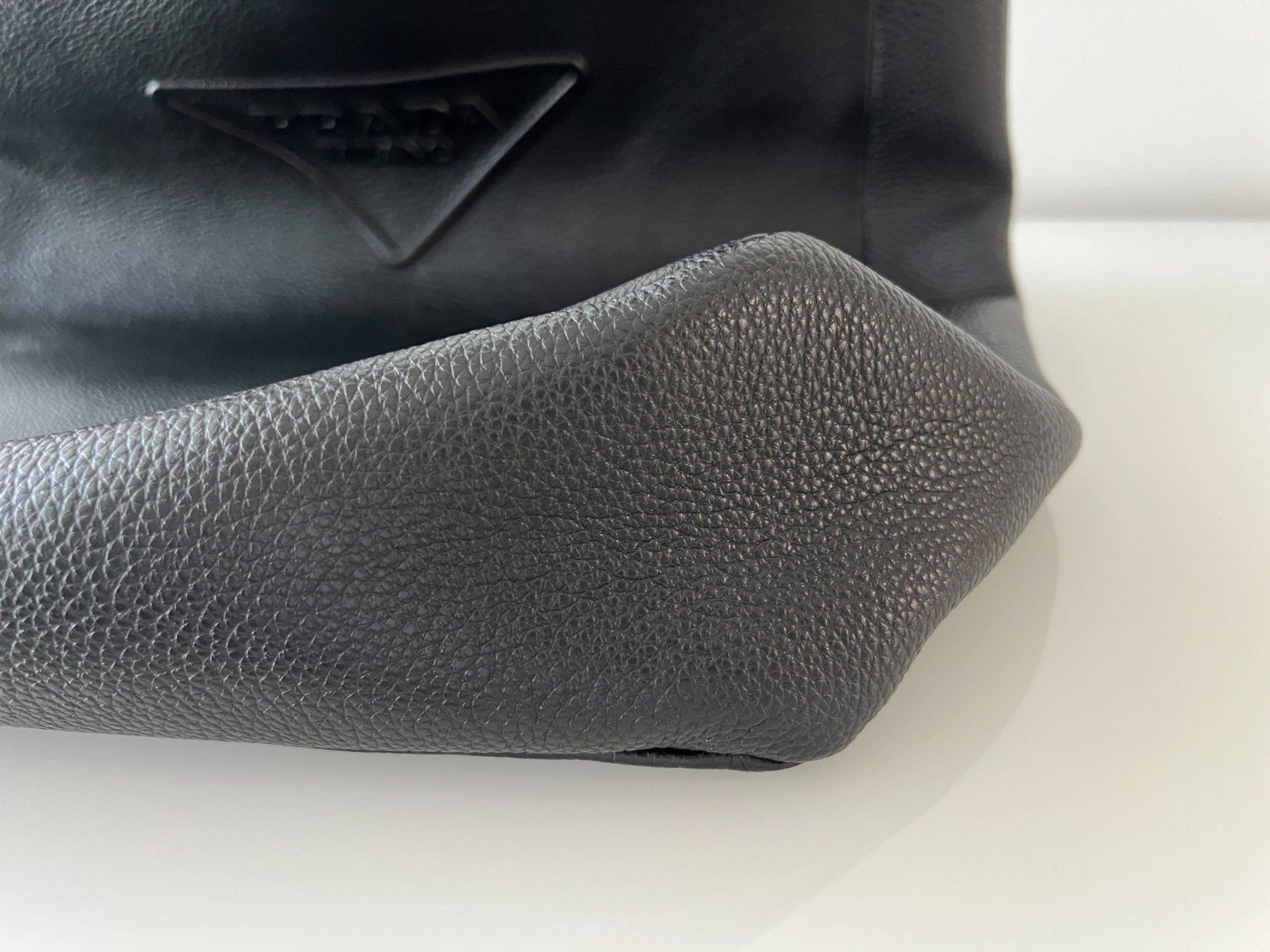 Prada Borse: PRADA UNISEX TOTE BAG 2VG092 – Usato da Oberhasli venduto da initiation 4