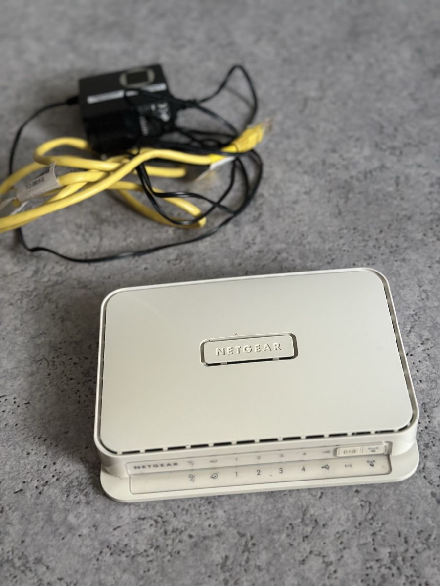Modems & Router: NETGEAR Wireless N-Router – Gebraucht aus Ennenda von Tdadon