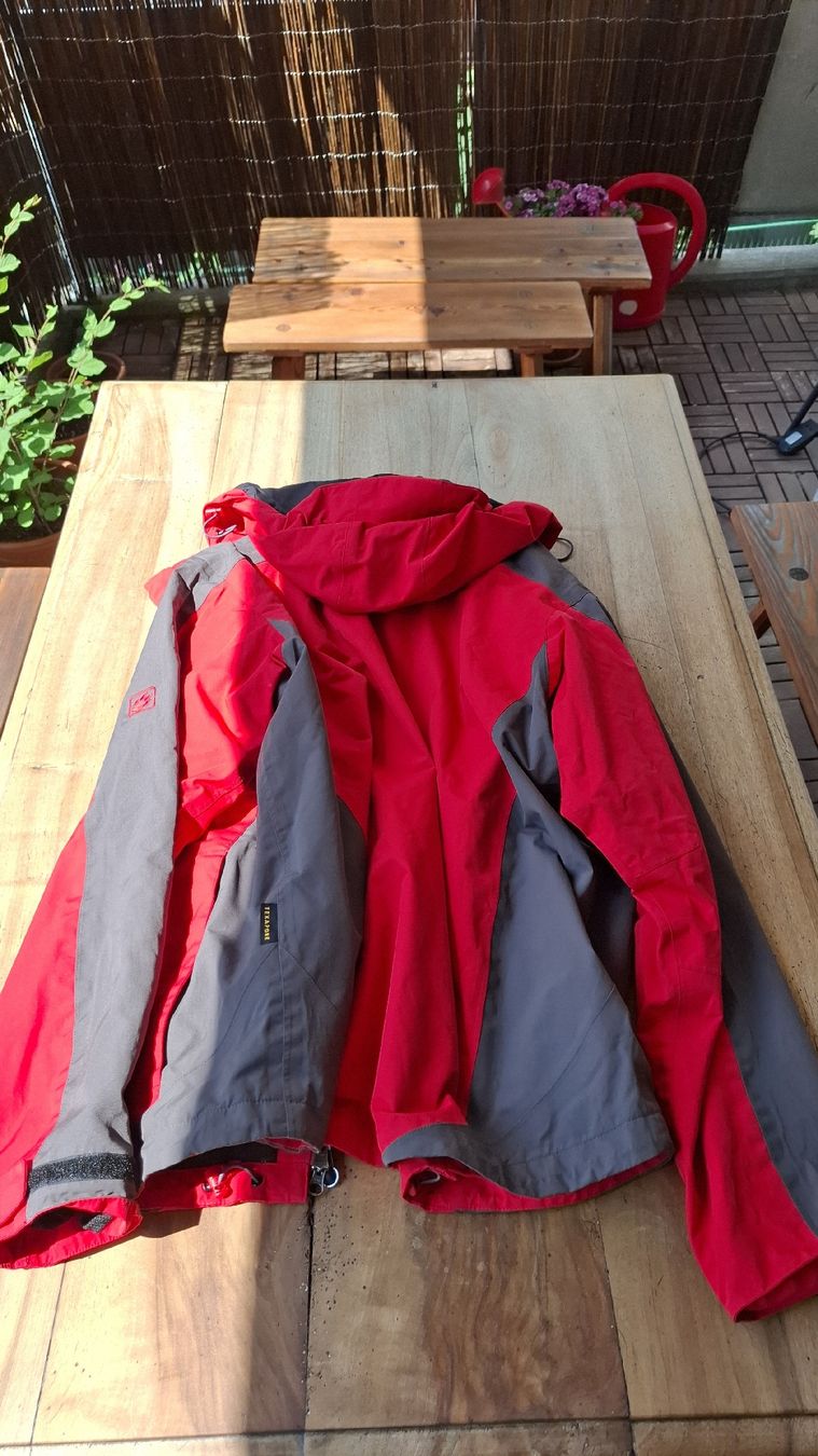 Jack Wolfskin Giacche: XL Jack Wolfskin Regenjacke rot – Usato da Zürich venduto da witike 4