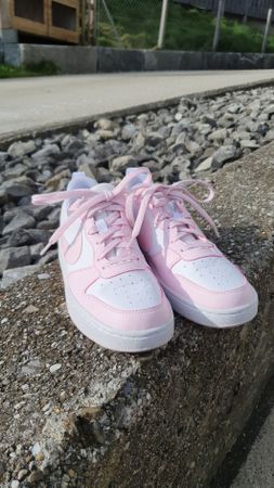Nike Sneaker Pink
