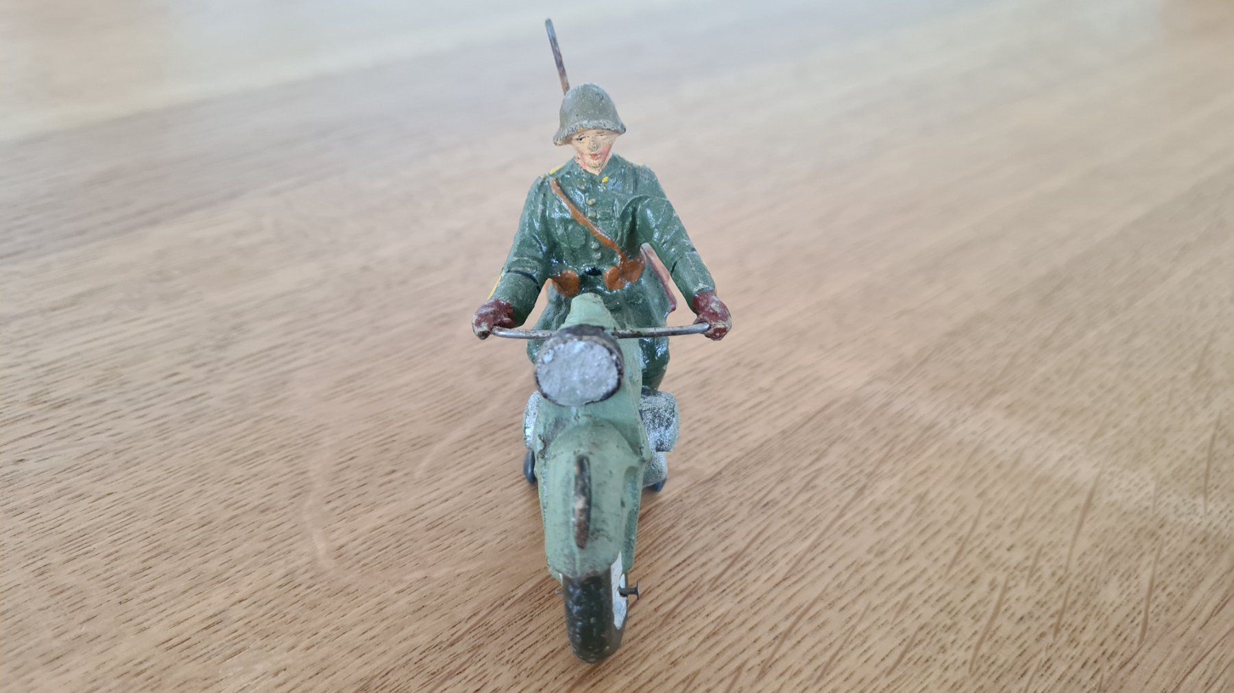Elastolin Giocattoli: Alter Elastolin WW2 Soldat Motorradfahrer 1930/40 – Usato da Winterthur venduto da stufaphi 2