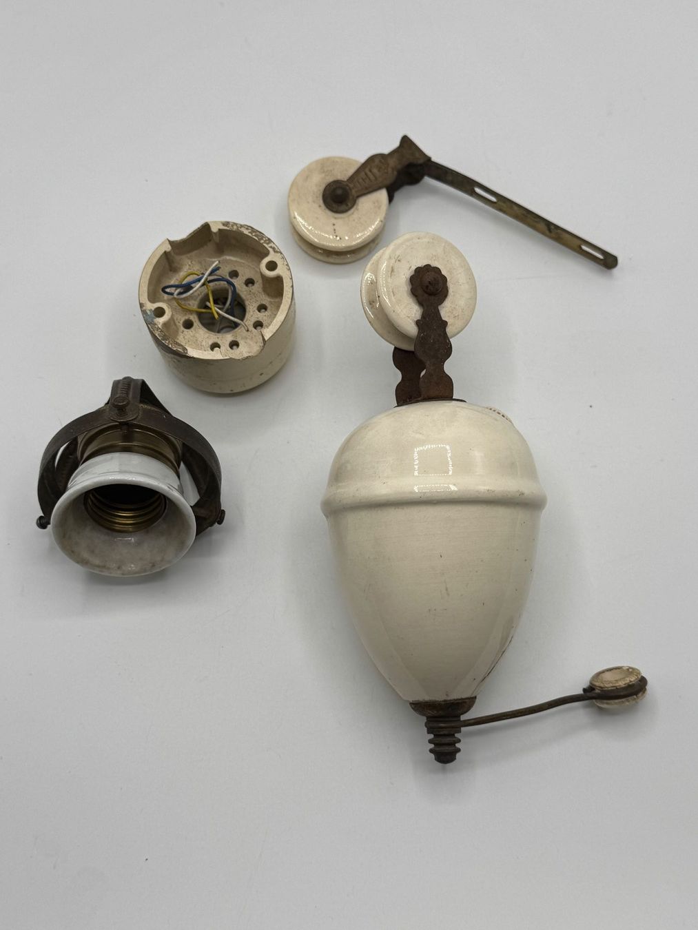 Lampade: Lampenzug – Usato da Sachseln venduto da BONATI01 2