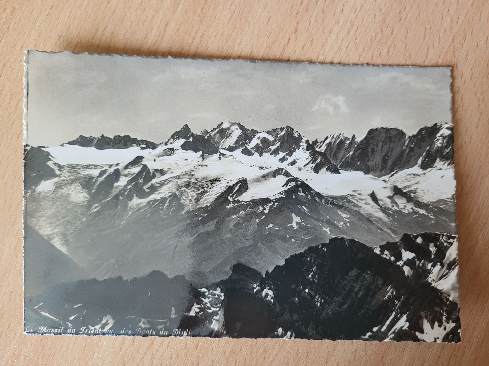 Alle Briefmarken: 1944, Postkarte von Champéry nach Genf – Gebraucht aus stäfa von brandy66