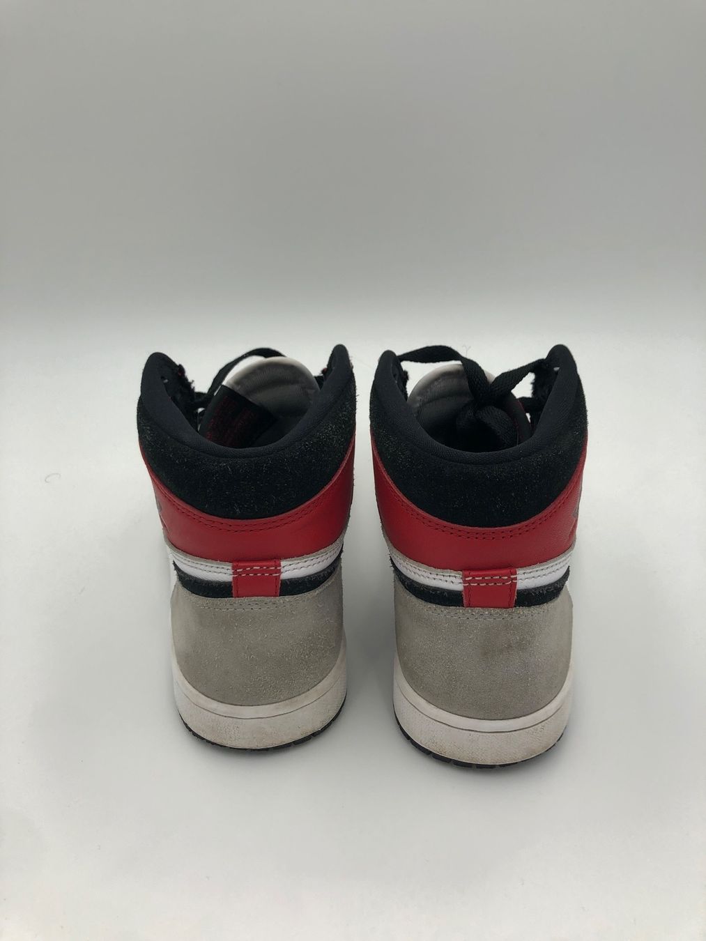 Jordan Scarpe da uomo: Jordan 1 smoke grey – Usato da Widnau venduto da Streetclothing 2