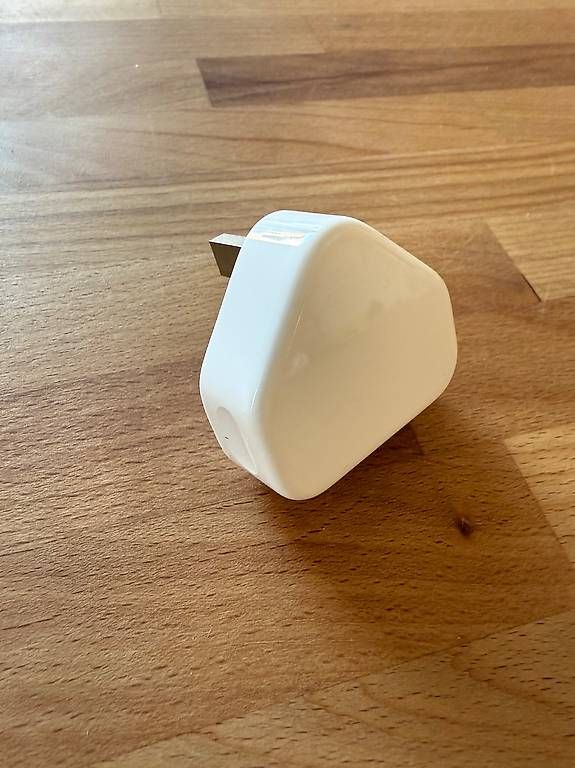 Laufwerke & Adapter: UK Apple Adapter USB – Gebraucht aus Zürich von ali_j58x 1