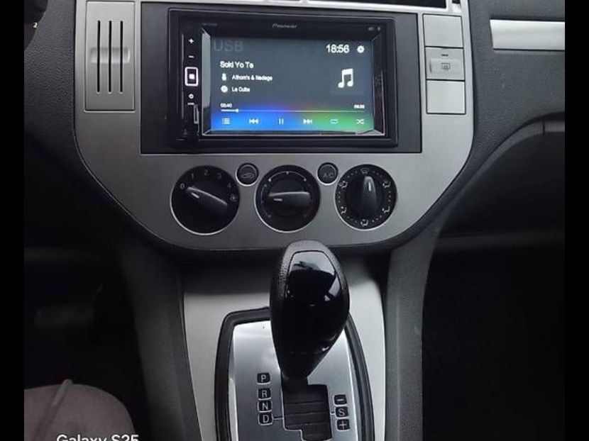 Ford Automobili: Ford c-max – Usato da Pont-de-la-Morge venduto da ket_zyb2 2