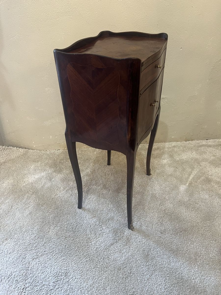 Commodes: Kommode im Louis XV -Stil 1900 – D'occasion à Wädenswil par Vollwertig 2