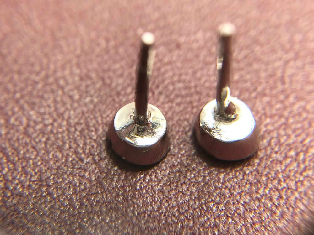Orecchini pendenti & Orecchini a lobo: Ohrstecker mit Diamanten 0.10 ct. 18 Karat Weissgold 750 – Nuovo (secondo la descrizione) da Bern venduto da bombich 8