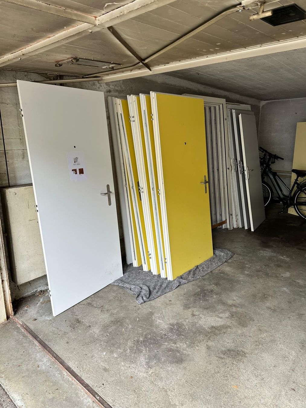 Porte: Zimmertüre mit Rahmen – Usato da Spreitenbach venduto da Space_X 1