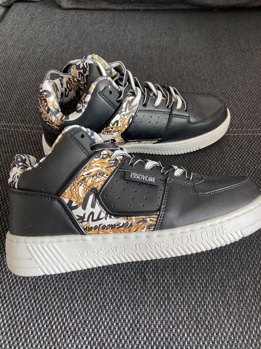 Versace Damenschuhe: Versace Jeans Couture Sneakers Gr. 41 – Neu (gemäss Beschreibung) aus Frenkendorf von kokira