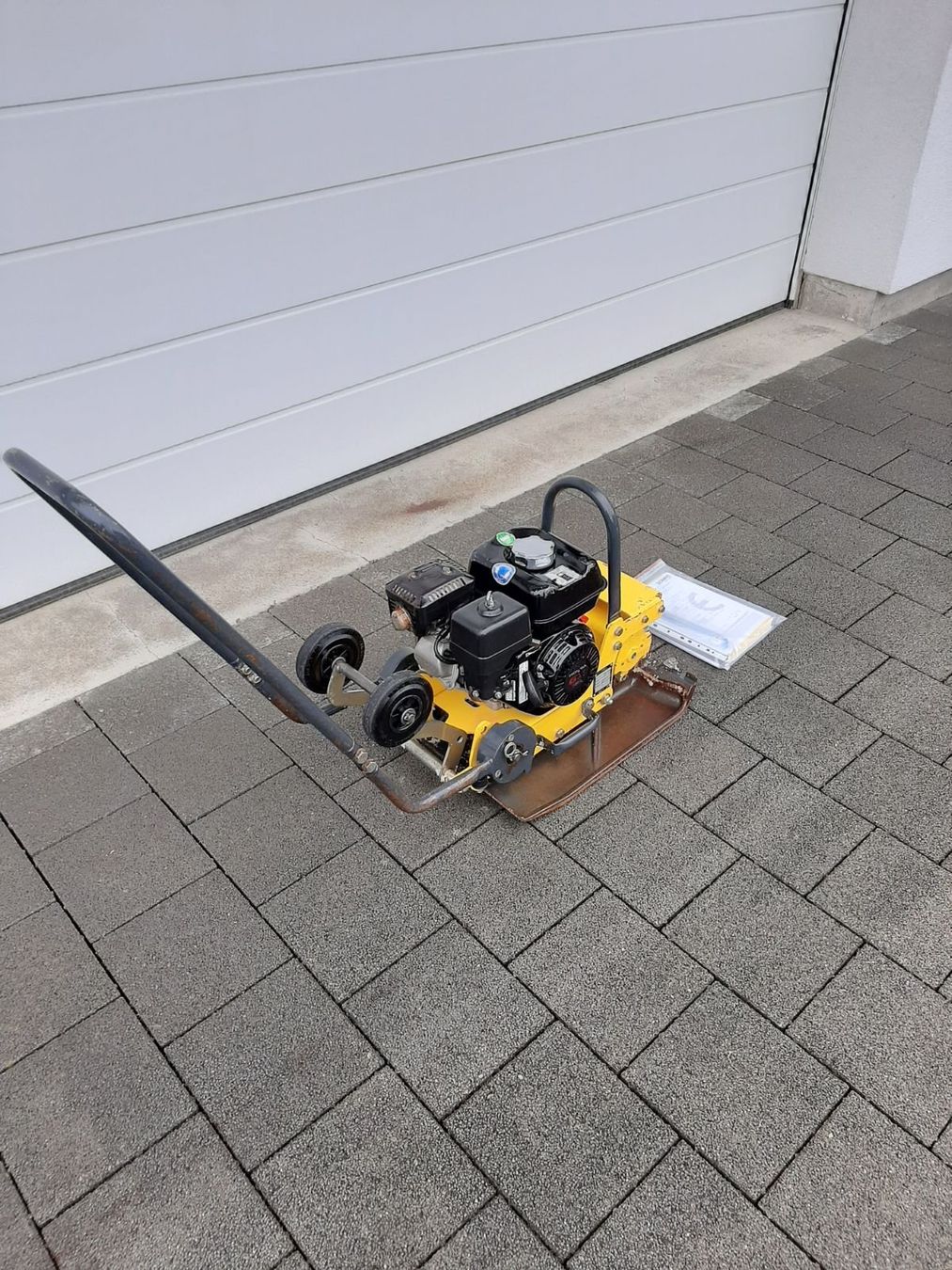 Bomag Tutte le macchine: Vibroplatte Rüttelplatte Bomag Honda – Usato da Rain venduto da Kleinmoto