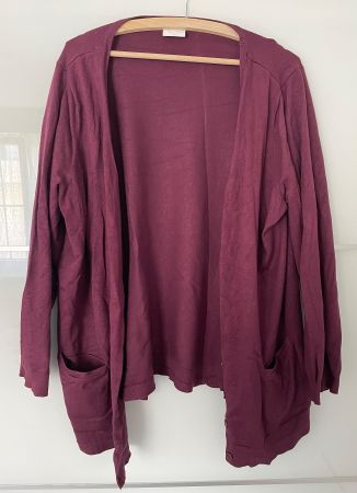 Cardigan/ Jäggli in aubergine, Grösse XL