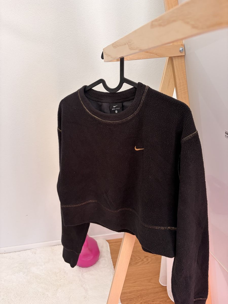 Nike Maglioni & Felpe: Nike Pullover – Nuovo (secondo la descrizione) da Horgen venduto da hll_5pd9 2