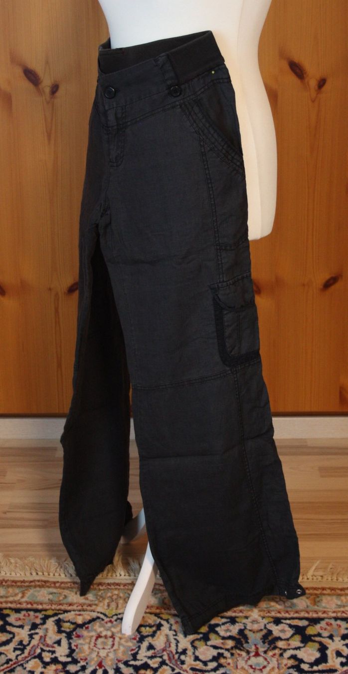 Hosen: Hose m. elastischem Bund schwarz Gr. L – Gebraucht aus Flüelen von Diversicum-Textil 2