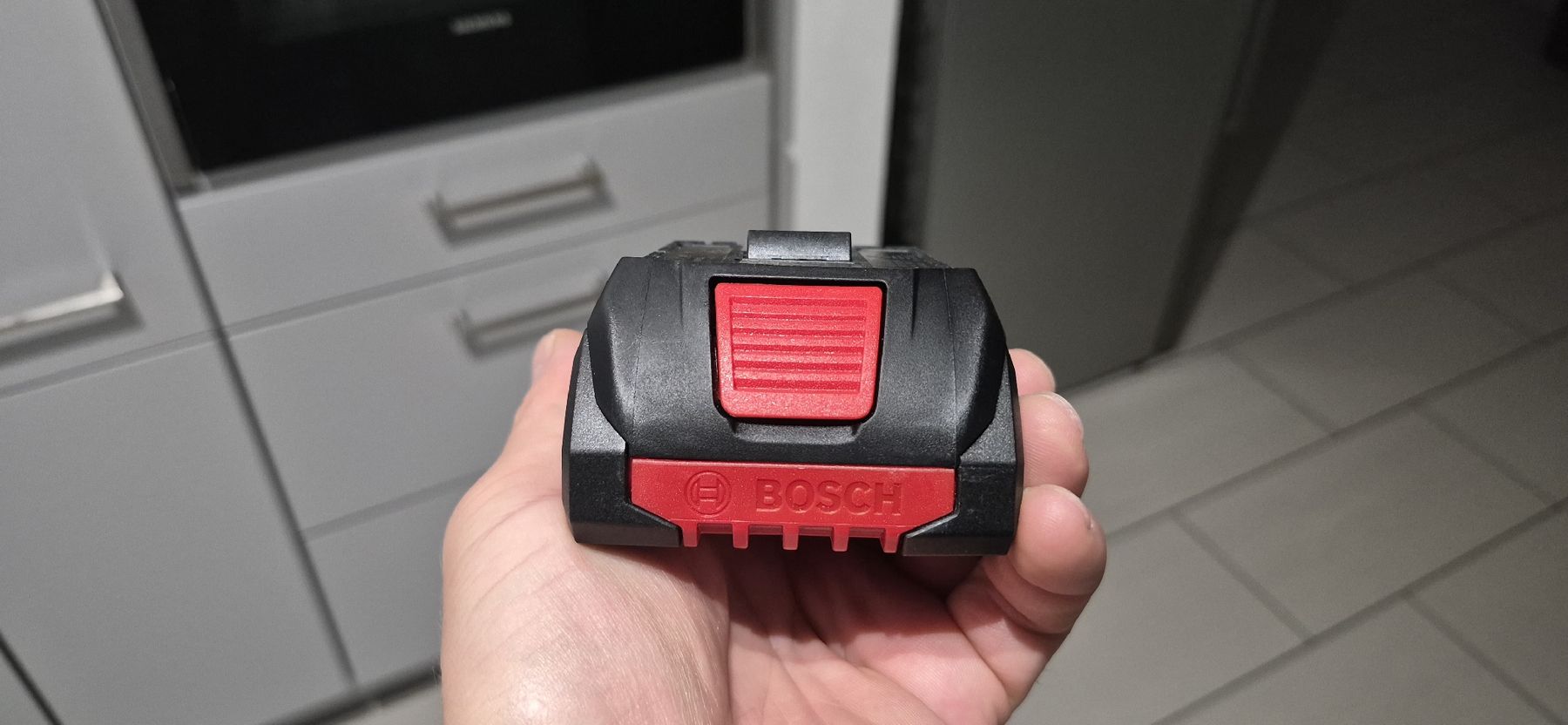 Bosch Caricatori & Batterie: Batterien zu verkaufen, neu. – Nuovo e nell'imballaggio originale da Scherz venduto da Hrynio81 2