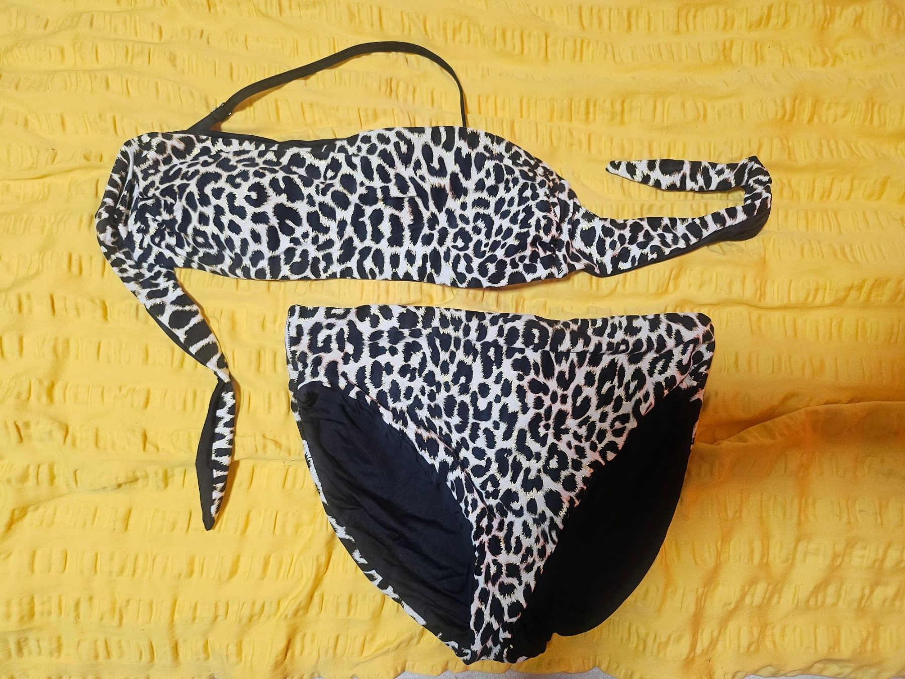 Costumi da bagno & Bikini: Bikini im Leomister gr L – Usato da Zermatt venduto da ancise