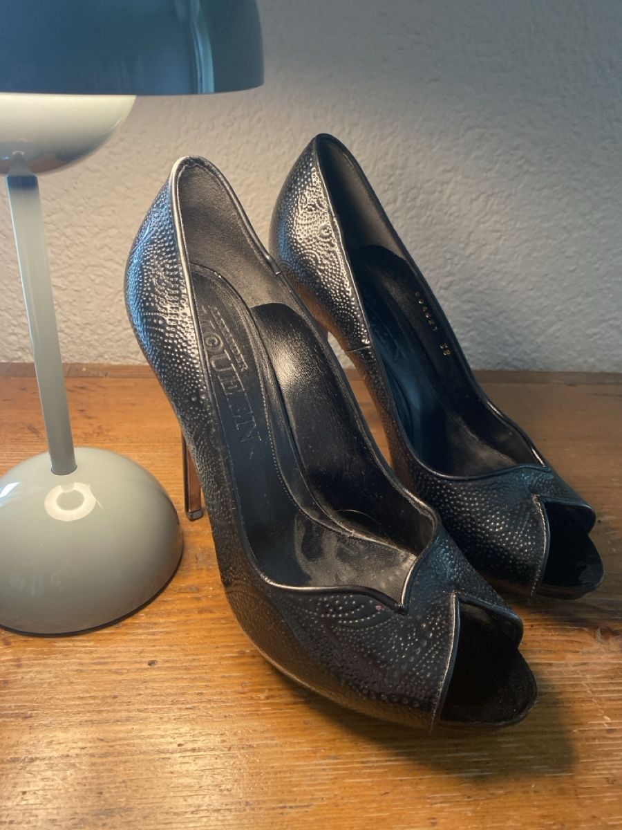 Alexander Mcqueen Scarpe da donna: Alexander McQueen Schuhe Gr 38 – Usato da Lenzburg venduto da Gardenia2010